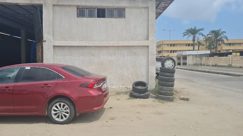 Tire Shop: Balancing and Nitrogen Services