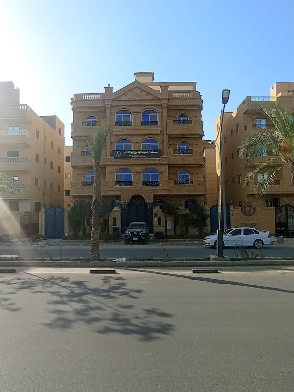 مكتب المستشار/ السيد البدوي أبوالقاسم للمحاماة (رئيس محكمة جنايات القاهرة والجيزة سابقا)