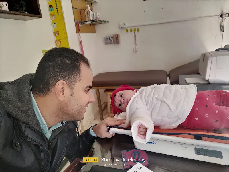 عيادة دكتور أحمد العجمي لطب الأطفال