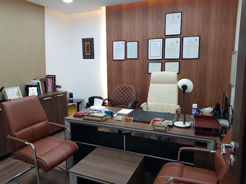 Dr. Eslam Sherif Abdelaziz, Surgical Oncology