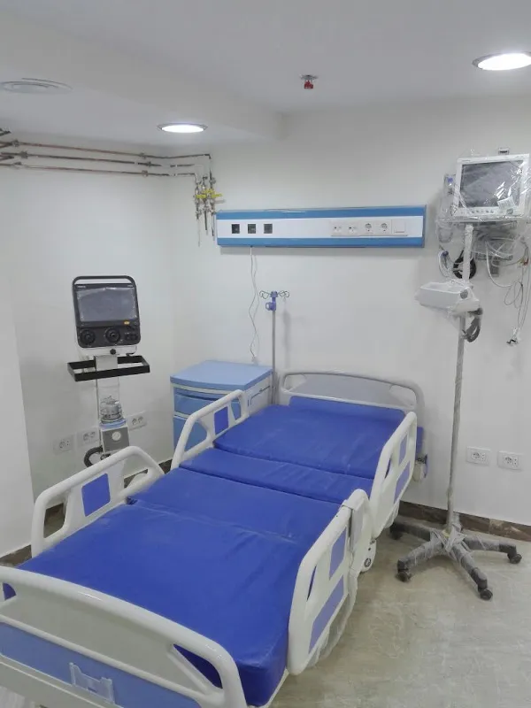 Dr. Michael Naoum's Clinic