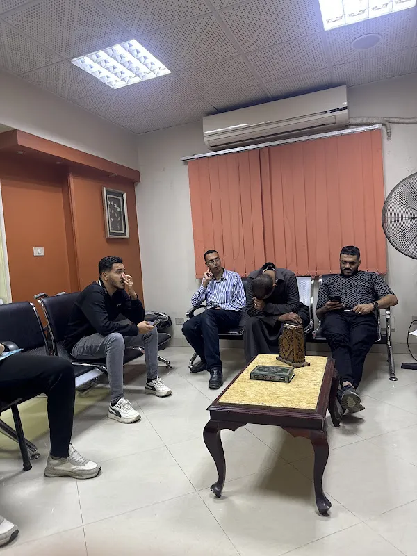 ايمن العزوني