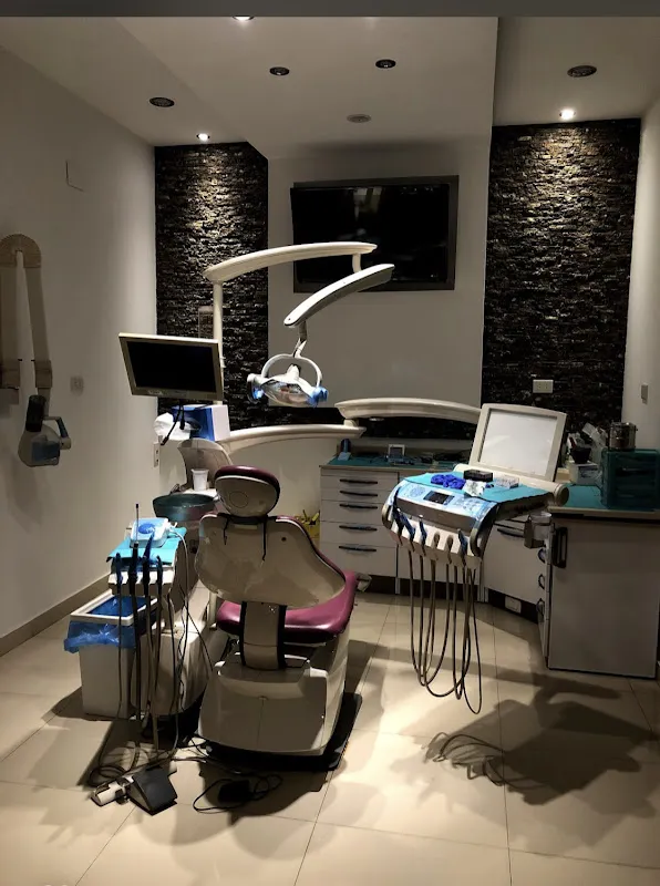 Dental Art Clinics (Dr. Khaled ELsamanoudy)