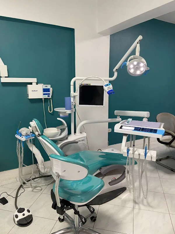 A-Clinic (Dental Clinic) عيادة الأسنان