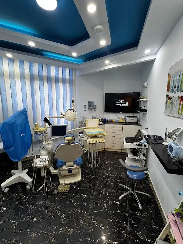 المركز المصرى الاول لطب الاسنان