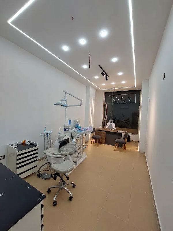 Dr. Mahmoud Younes - Dental Care