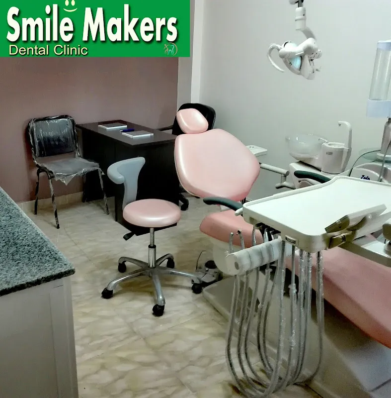Smile Makers لطب وتجميل الأسنان