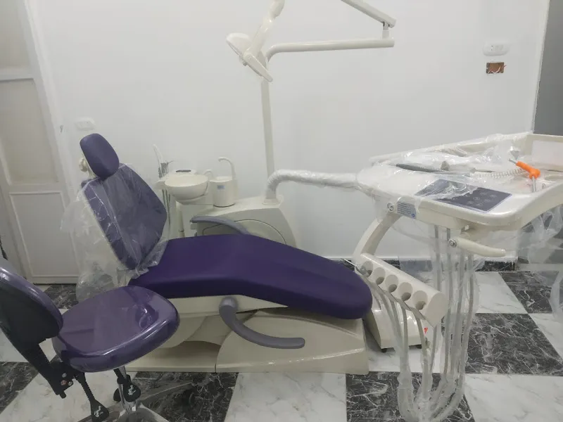 عياده دكتور الاسنان مايكل نشات متري