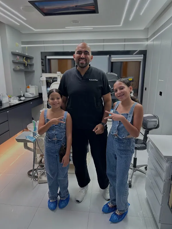 Orthodontic Hub Dental Center| Dr. Ahmed &amp; Dr. Mohamed Elkholy مركز تقويم وزراعة وتجميل الاسنان | د.أحمد و د.محمد الخولى