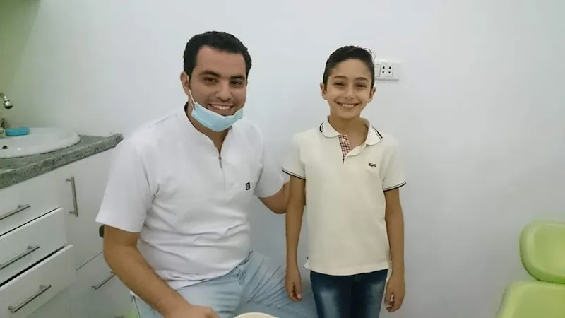 عيادة الدكتور شفيع حمادة لطب وجراحة الفم والاسنان