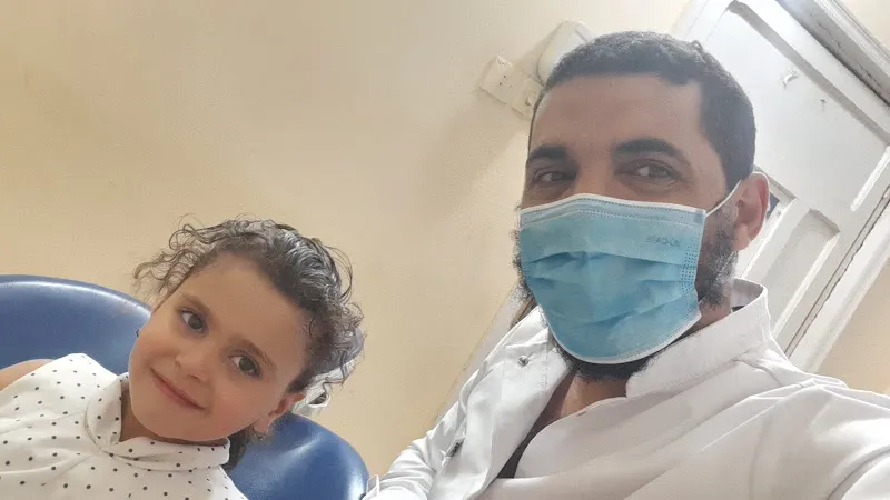د/ محمد سمير أخصائي جراحة الفم والوجه والفكين وزراعة الأسنان