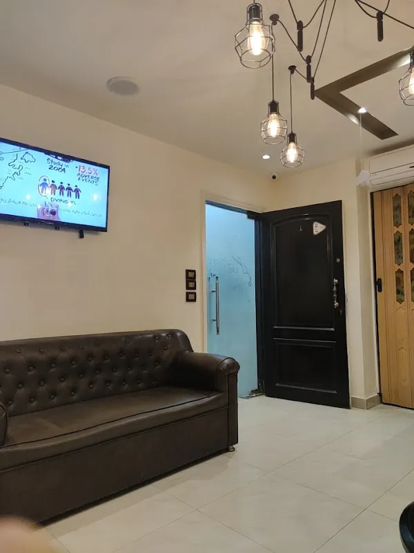 عيادة بسمة أمل للأسنان "Hopeful Smile Dental Clinic"