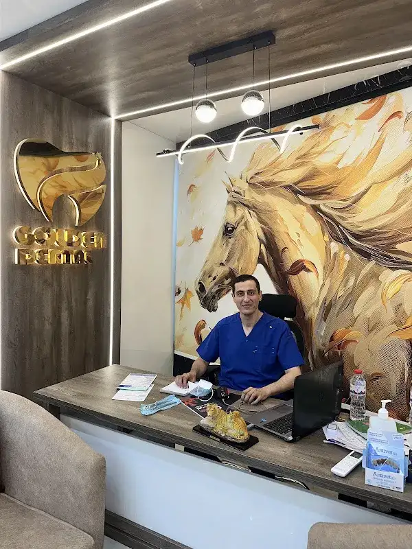مركز الدكتورة نوران محمد فقير للعناية بالأسنان