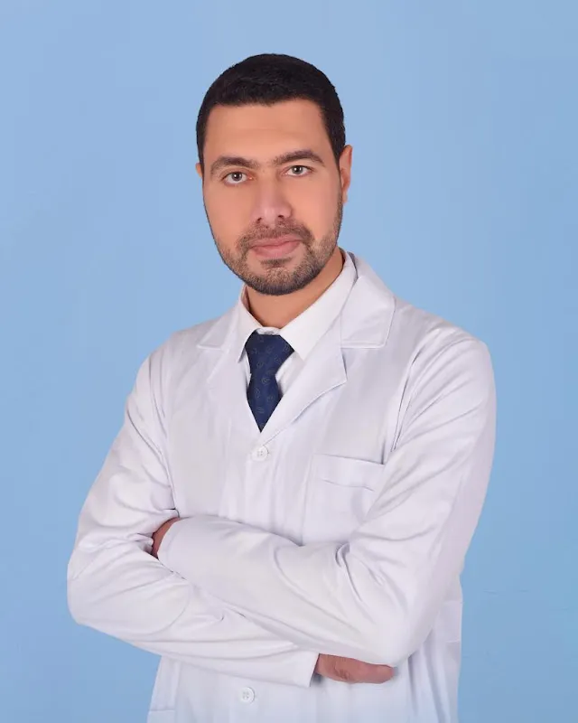 Prof. Dr. Hisham Bassiouny, Professor of Vascular Surgery – Vascular Therapy Expert in Egypt