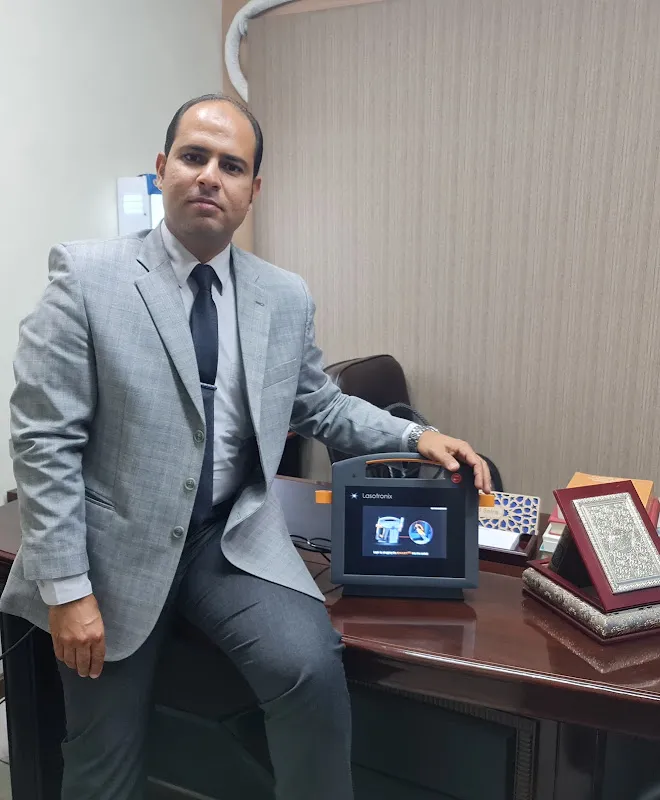 د.حاتم جبل استشارى جراحة عظام وإصابات ملاعب
