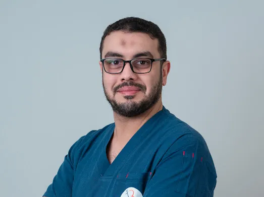 دكتور مصطفى بدوي / استشاري جراحة العظام بهيئة المعاهد و المستشفيات التعليميه / دكتوراه جراحة العظام قصر العيني