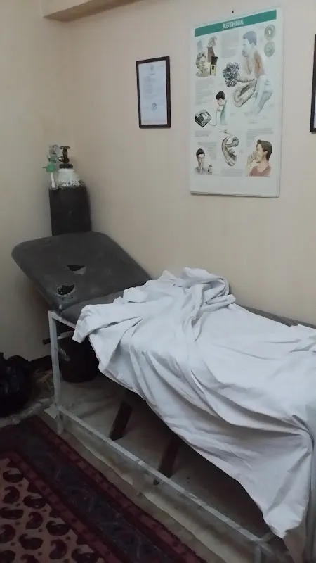 DR. Hosam Alsokkary صدر وباطني .دبلوم من امريكا