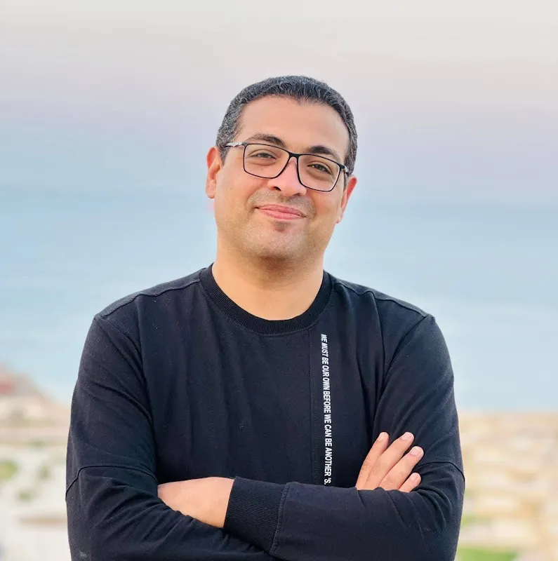 Dr. Tarek Al-Gharabi