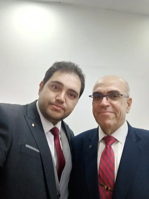 عيادة د/مازن علاء الكارف