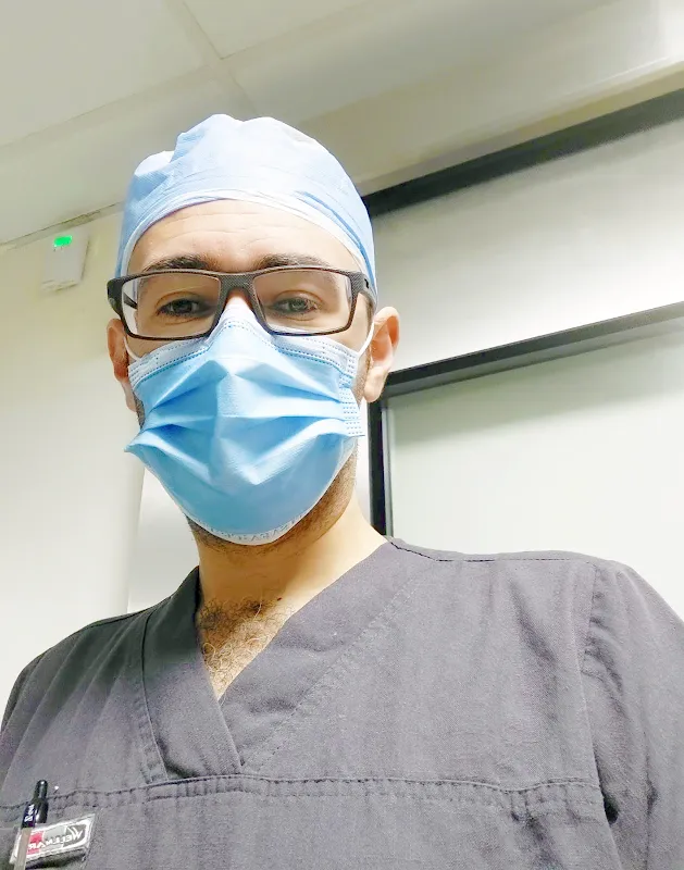 Dr Ahmed Elsheikh LRS Clinic عيادة د. أحمد الشيخ لجراحة العظام