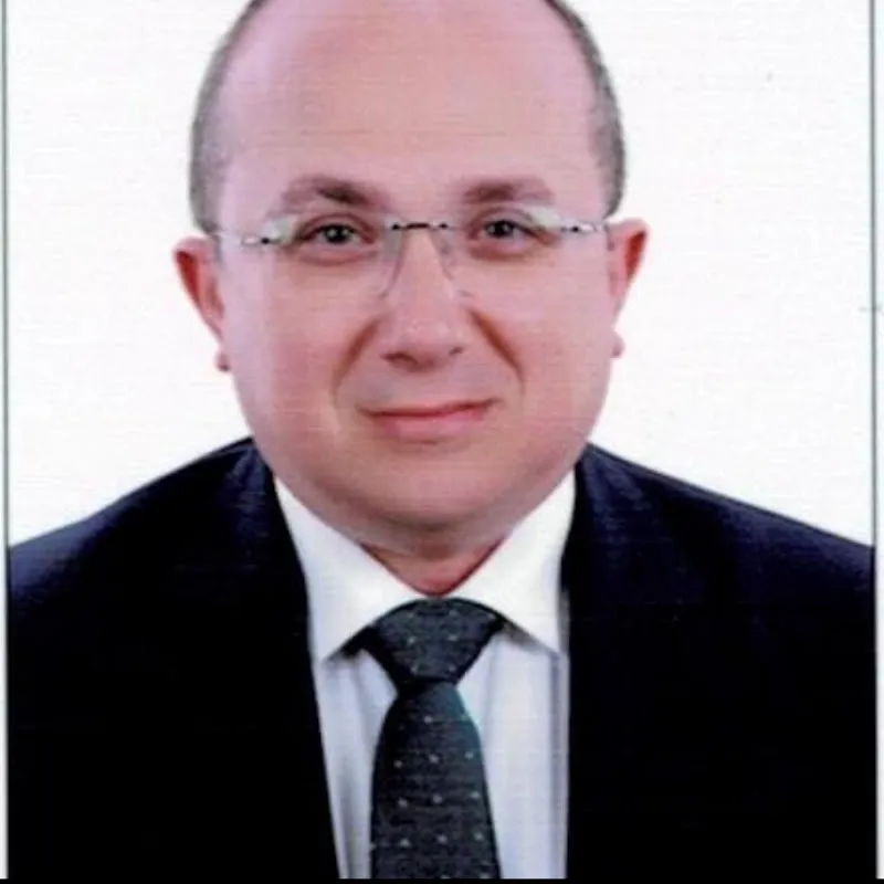 Dr. Walid Fawzi Saqr
