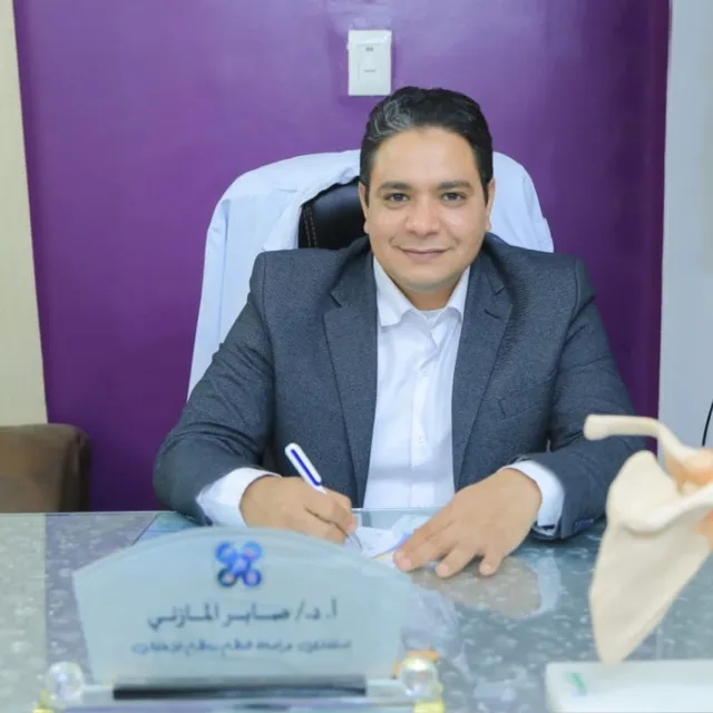 الدكتور احمد فتحي صادق