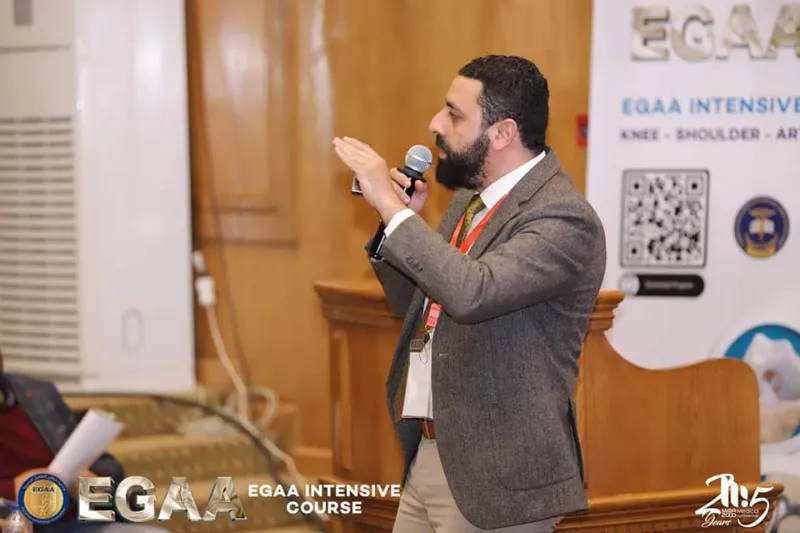 دكتور محمود عبد الوهاب استشاري العظام والمفاصل