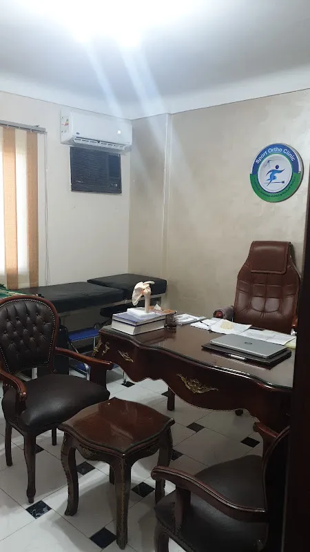 عيادة الركبة والكتف واصابات الملاعب د. محمد ابوالعطا
