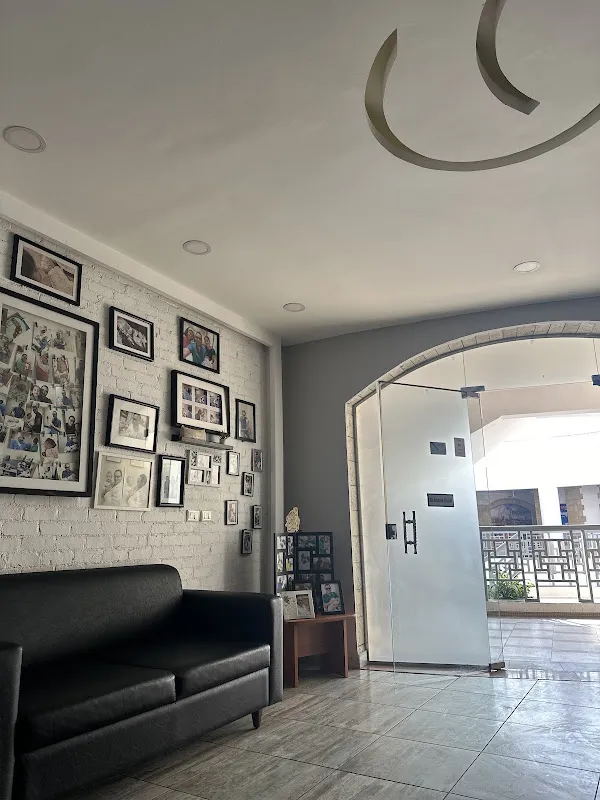 Ahmed Khalil Clinic