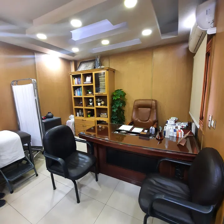 Dr. Mo2men Ahmed Hessien clinic suez gov.