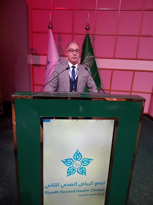 دكتور حسام توفيق استاذ جراحة الأوعية