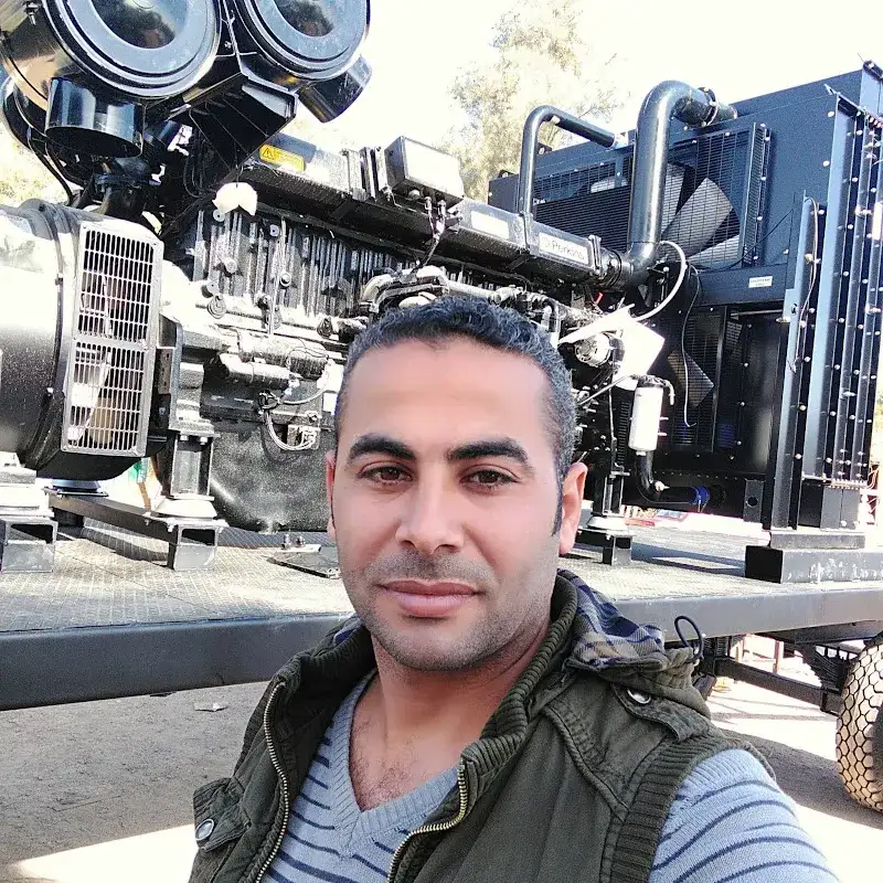 دكتور .أحمدعبدالرحمن حامد أخصائي جراحة أوعية دموية