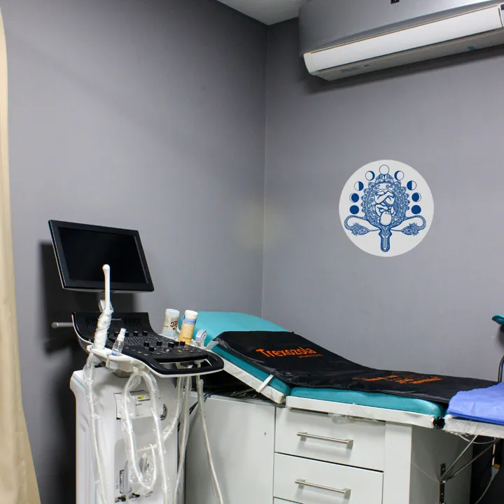 Dr. Yasser Abdel Hafeez Consultant Obstetrics and Gynecology