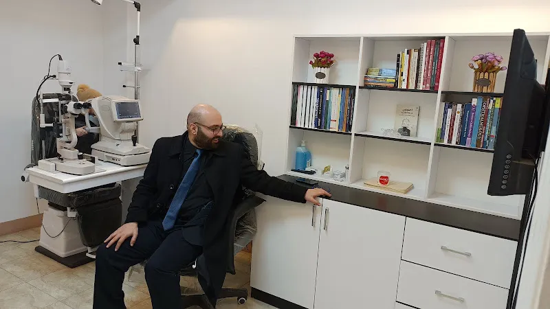 دكتور اشرف هاشم الجليد طب وجراحة العيون