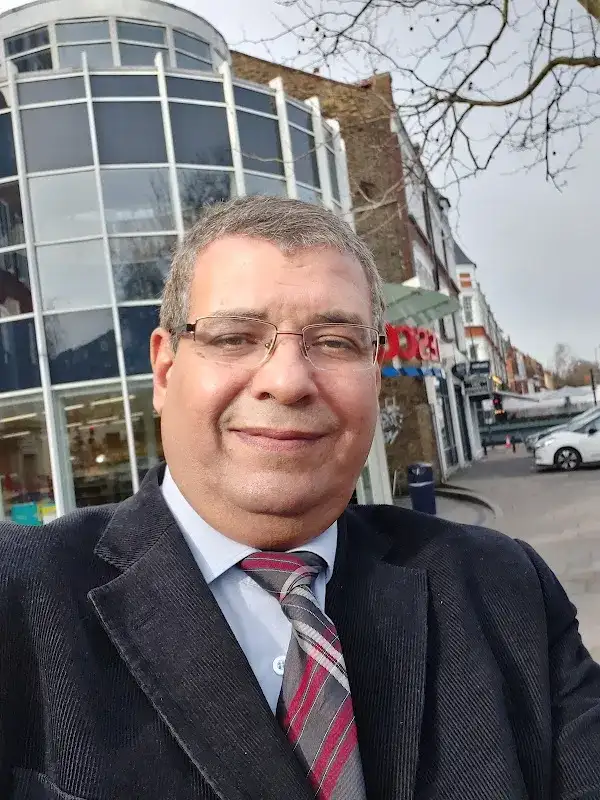 Dr. Emad Salah Saleh