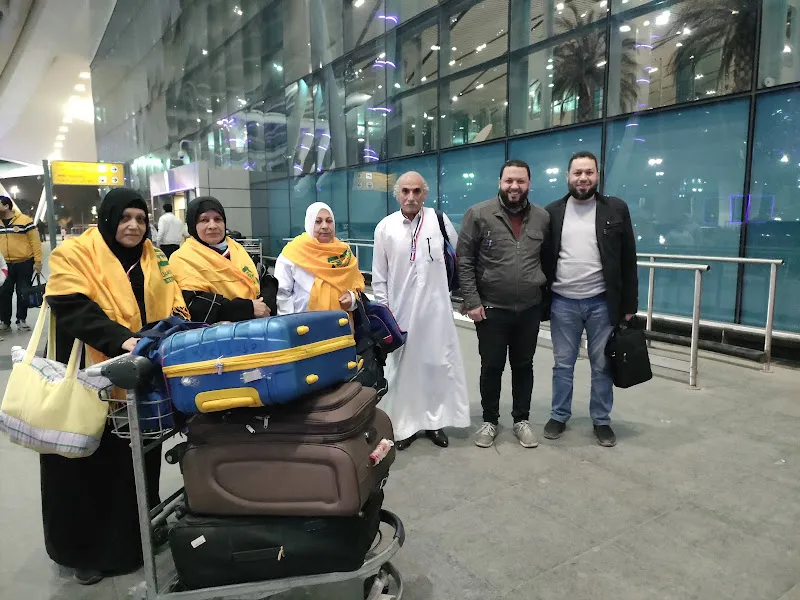 شركة رواد البيت ترافيل