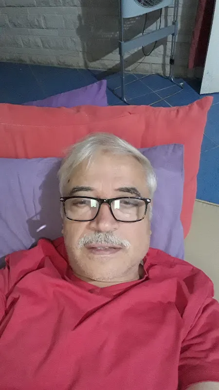 الأبيض للسياحة