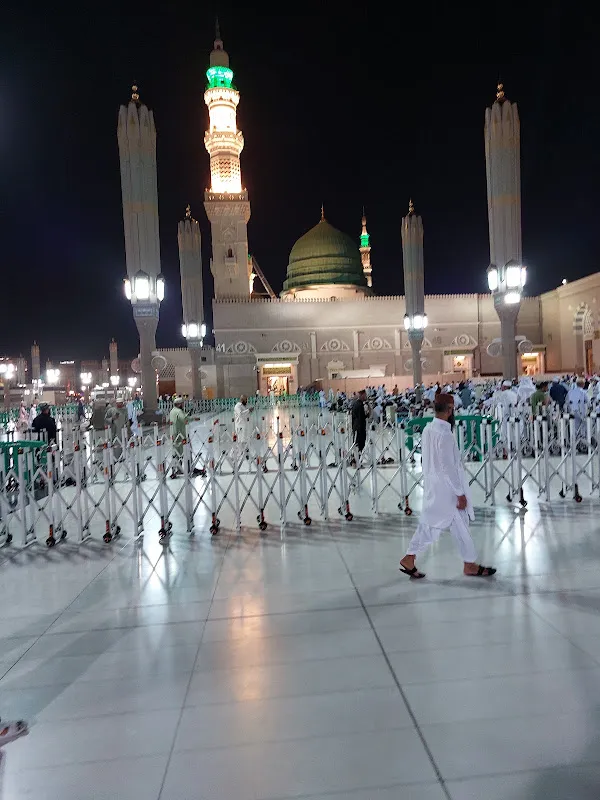 مكتب الغزالى للحج والعمره .. عصام الغزالى المحامى