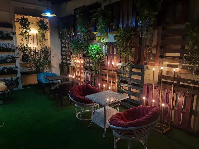 اروم وركينج اسبيس - Arom Working Space